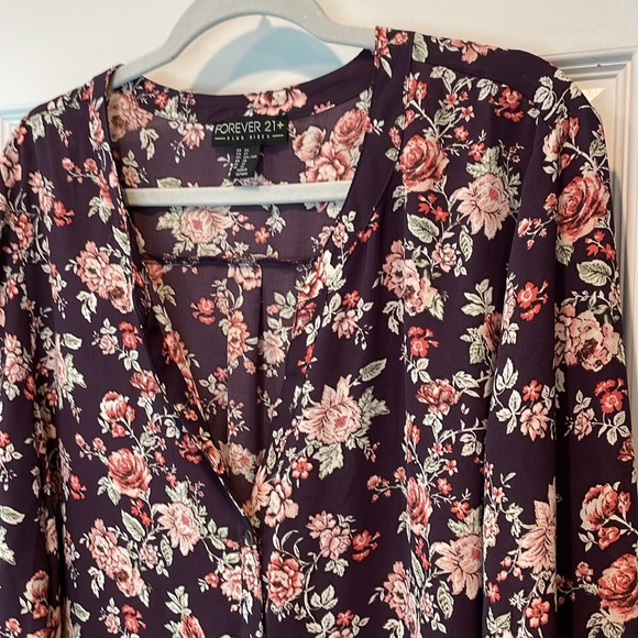 Forever 21 floral blouse - Picture 4 of 5